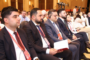 Azərbaycan nümayəndə heyəti Çində üzümçülük və şərabçılıq konqresində iştirak edir