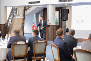 Dövlət Proqramının prioritet istiqamətləri üzrə beynəlxalq təcrübəyə əsaslanan təlim keçirilir