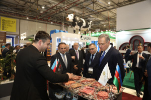 Presidential Assistants Shahmar Movsumov and Khalid Ahadov Visited the Caspian Agro 2026 and InterFood Azerbaijan Exhibitions