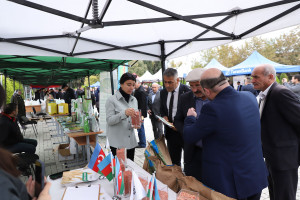 Beyləqan rayonunda toxum sərgi-satış yarmarkası keçirilib