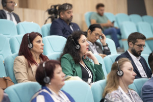 Regional iqlim seminarı panel sessiyalarla öz işini davam etdirir