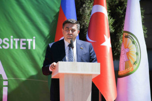 ADAU-da 18-ci Karyera sərgisi keçirilib