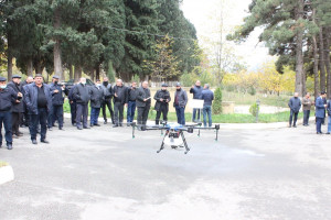 Heyvandarlıq Elmi-Tədqiqat İnstitutunda yaşıl yem konteyneri qurğusu, aqro-robot və aqrodronlar nümayiş etdirilib