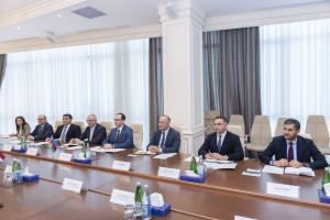 Nazir Məcnun Məmmədov Latviyanın nümayəndə heyəti ilə görüşüb