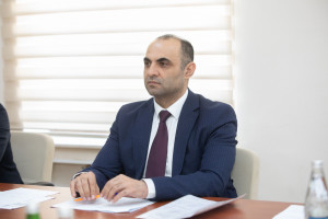 “Aqroservis” ASC-nin İdarə Heyətinin sədri Mehman Veysəlov Bərdədə vətəndaşları qəbul edib, təsərrüfatlara baş çəkib