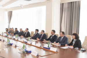 Nazir Məcnun Məmmədov Birləşmiş Ərəb Əmirliklərinin nümayəndə heyəti ilə görüşüb