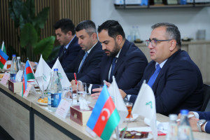 Kənd Təsərrüfatı Nazirliyi ilə Veysəloğlu Şirkətlər Qrupu arasında  işgüzar görüş keçirilib