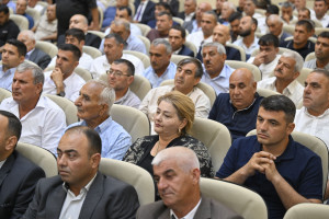 Biləsuvarda aqrar sahədə yeni Dövlət Proqramının müzakirəsi ilə bağlı regional müşavirə keçirilib
