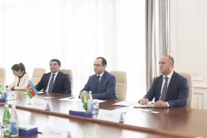 Nazir Məcnun Məmmədov Ərzaq Təhlükəsizliyi üzrə İslam Təşkilatının baş direktoru Berik Arın ilə görüşüb