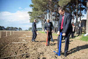 Latviya nümayəndə heyəti Tərəvəzçilik Elmi-Tədqiqat İnstitutunun fəaliyyəti ilə tanış olub