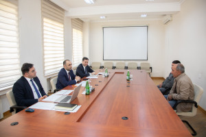 “Aqroservis” ASC-nin İdarə Heyətinin sədri Mehman Veysəlov Bərdədə vətəndaşları qəbul edib, təsərrüfatlara baş çəkib