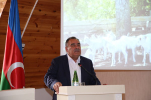 “İqlim dəyişikliyinin dayanıqlı heyvandarlığın inkişafına təsiri” adlı beynəlxalq elmi-praktiki konfrans keçirlib