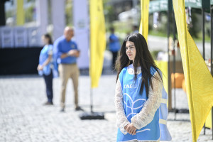 Kəlbəcərdə Bal Festivalı keçirilib