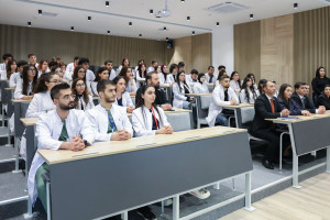 Aqrar Xidmətlər Agentliyi ilə Xəzər Universiteti arasında əməkdaşlıq görüşü keçirilib