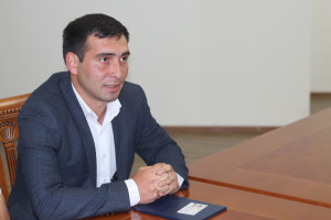 Elm, təhsil və insan resursları şöbəsinin müdiri Fərid Nəcəfov Xankəndidə vətəndaşlarla görüşüb
