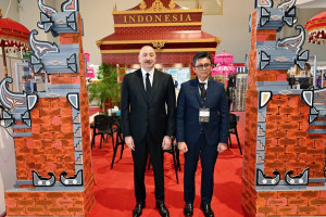 Prezident İlham Əliyev 19-cu “Caspian Agro Week” və 31-ci “InterFood Azerbaijan” sərgiləri ilə tanış olub