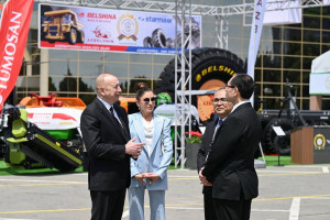 Prezident İlham Əliyev 19-cu “Caspian Agro Week” və 31-ci “InterFood Azerbaijan” sərgiləri ilə tanış olub