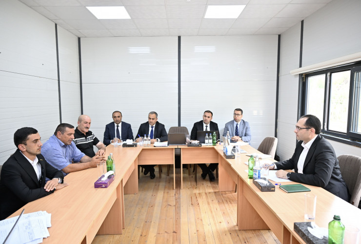 Nazir Məcnun Məmmədov Kəlbəcərdə vətəndaşlarla görüşüb