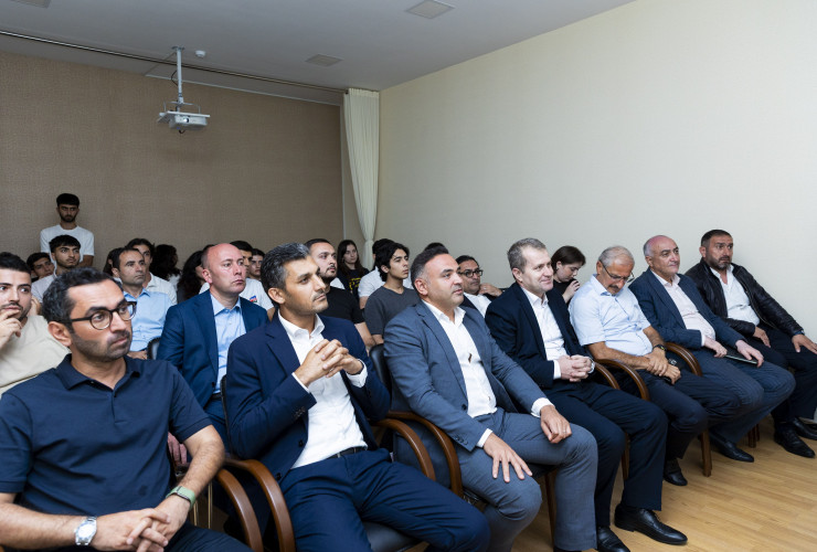 Qusarda “Dəqiq kənd təsərrüfatında süni intellektin tətbiqi” layihəsi çərçivəsində Bootcamp keçirilib